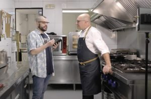 imagen de javier garcia del restaurante Lugaris entrevistado para el aliento del fogón